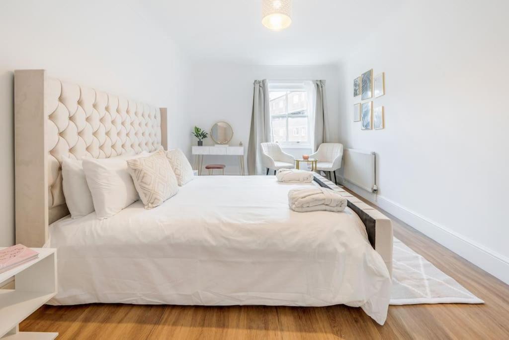 Вилла House 10 Mins To Tower Bridge Hot Tub & Parking Лондон Экстерьер фото